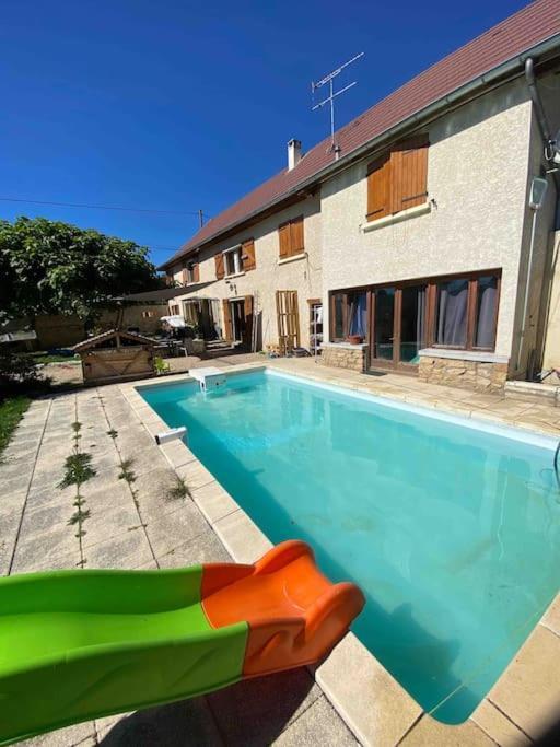 Aaah La Campagne. . . Appartement Faverges-de-la-Tour